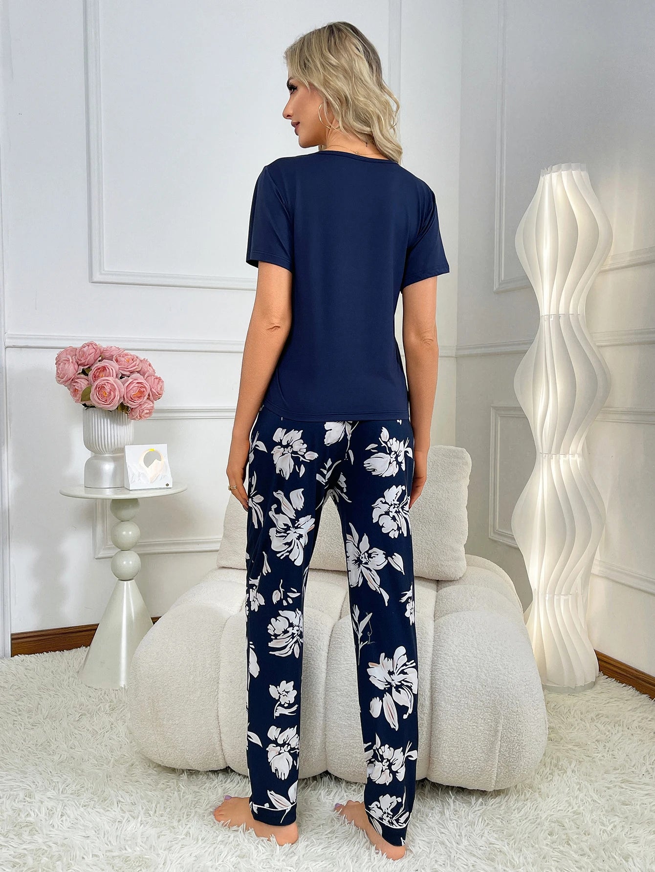 Women’s Pajama Set – Short Sleeve Solid Top & Printed Pants