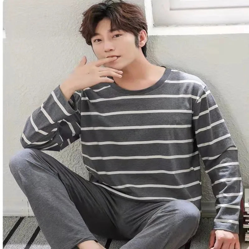 Men’s Long Sleeve Pajama Set – T-Shirt & Plaid Pants